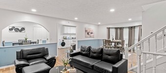 3-bedroom house in peaceful Lawrenceville with cool AC
