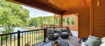 Hot Tub, Dock, Game Room! Stunning Lake Wylie Home
