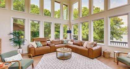 Hot Tub, Dock, Game Room! Stunning Lake Wylie Home
