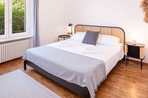 Wifi gratuïta i roba de llit 