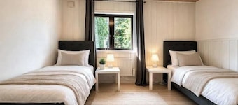 Rymlig 7BR Villa med parkering för stora grupper
