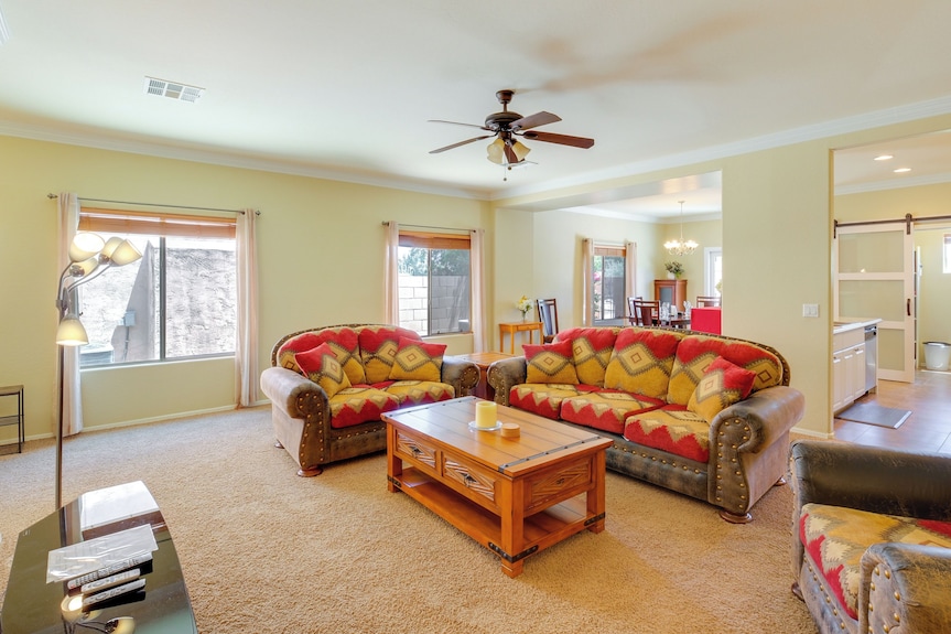 San Tan Valley Home W/ Patio In Johnson Ranch! - San Tan Valley, AZ