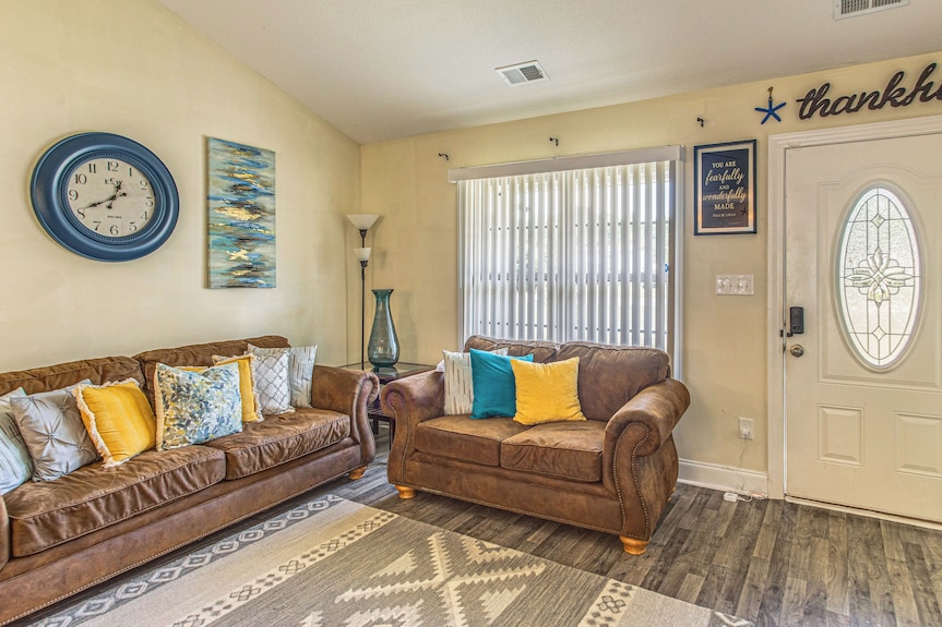 6 Mi To Dtwn Conway! Quiet Family Getaway W/ Patio - Conway, SC