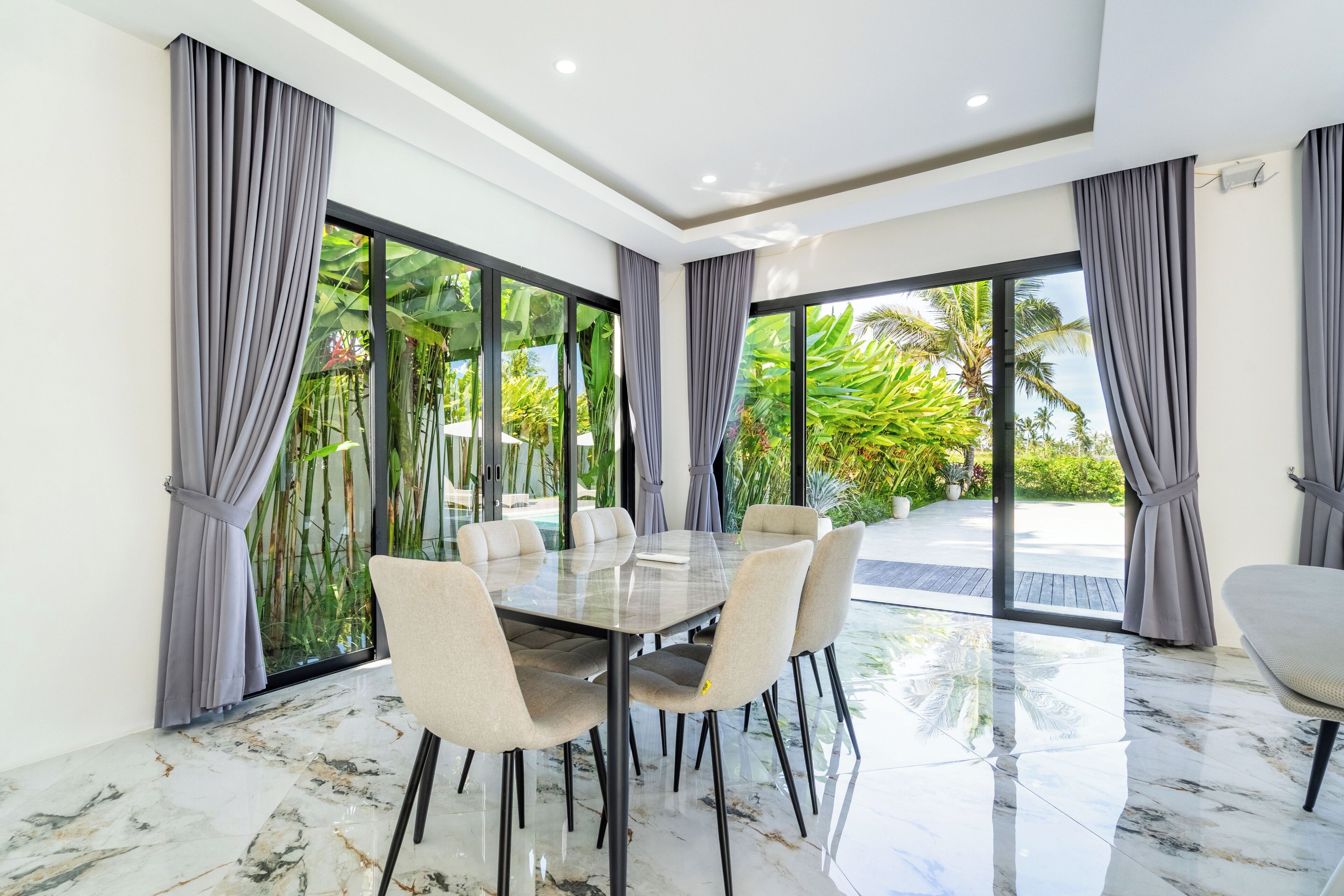 Vila Mewah | Tempat makan