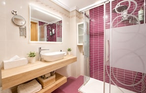 Shower, hair dryer - 2 bedroom awesome apartment in Benicasim (Benicasim)