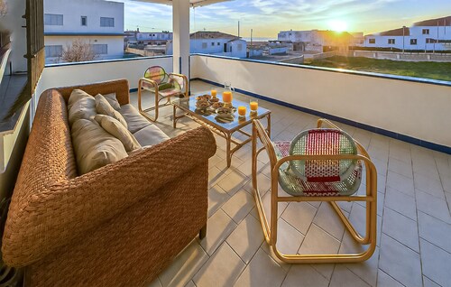 6 bedroom cozy home in Punta Umbría