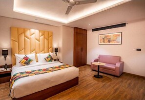 Room - Hotel Raaj Palace (Agra)