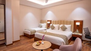 Premium Room, City View - Hotel Raaj Palace (Agra)