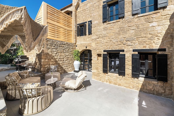 Outdoor dining - Lido Old Town Villa with Private Pool (Old Town Rhodes)