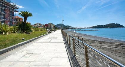 2 bedroom awesome apartment in Sestri Levante