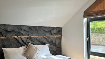 4 habitaciones, wifi y ropa de cama