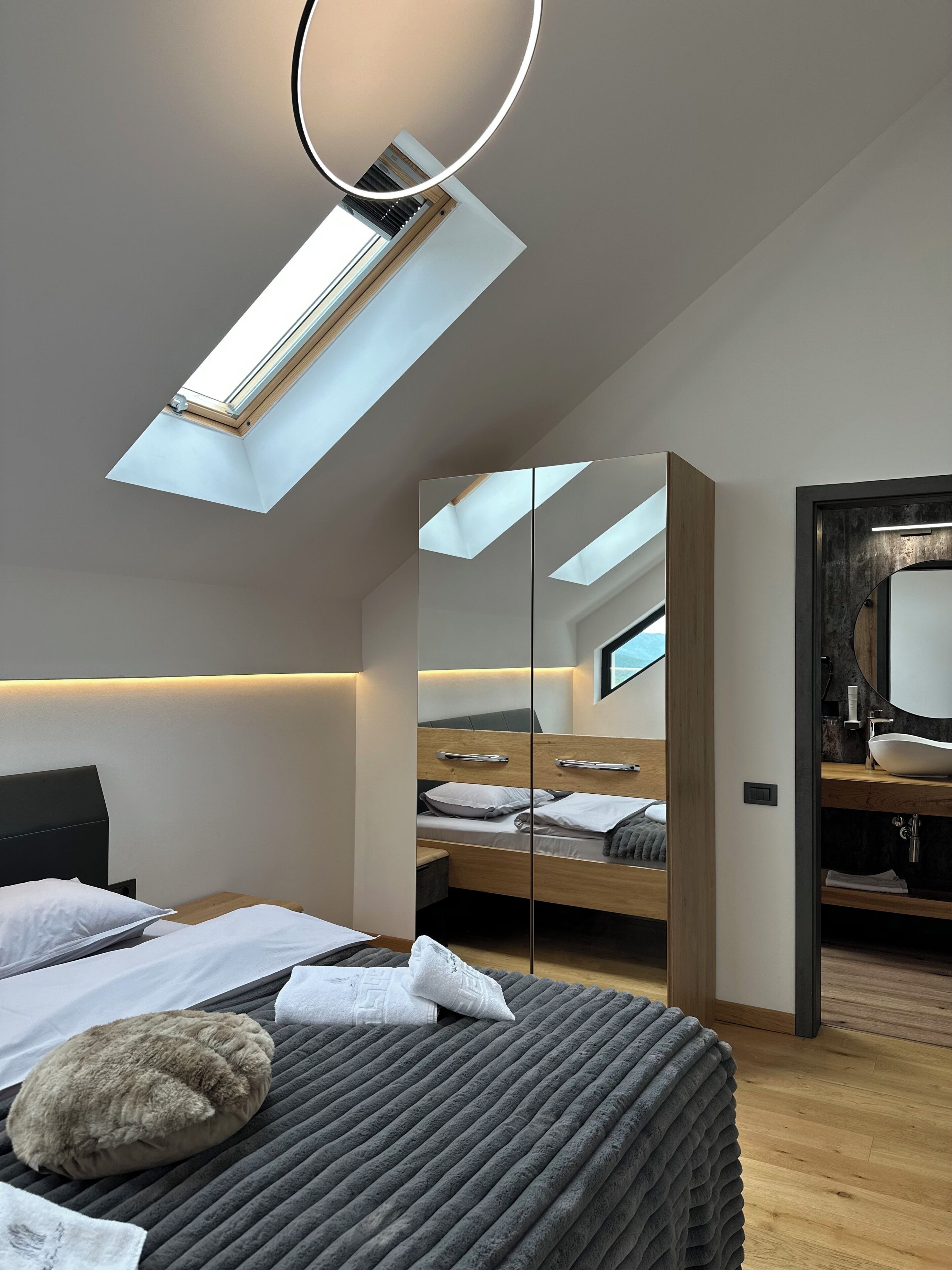 4 habitaciones, wifi y ropa de cama 