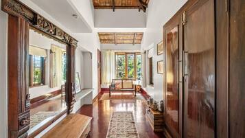 Deluxe Triple Room | Interior