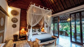 Deluxe Double Room, Pool View | Free WiFi, bed sheets