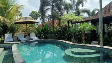 Deluxe Double Room, Pool View | Pool