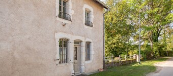 Apartment 'La Maison Du Meunier Avec Terrain' with Private Garden and Wi-Fi