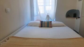 1 Schlafzimmer, Bügeleisen/Bügelbrett