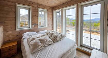 Lovely home in Edland with sauna