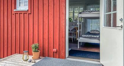 Amazing home in Getinge with WiFi