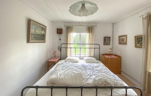 3 bedrooms