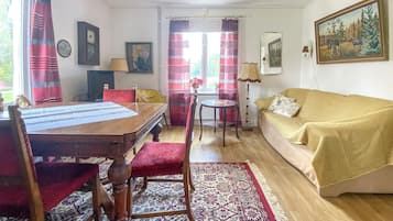 Fernseher, Kamin