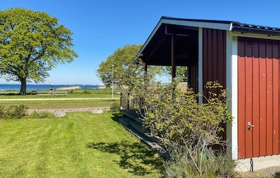 2 bedroom gorgeous home in Färjestaden