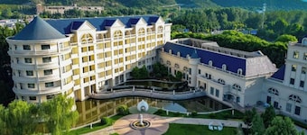 Old Tram Hotel