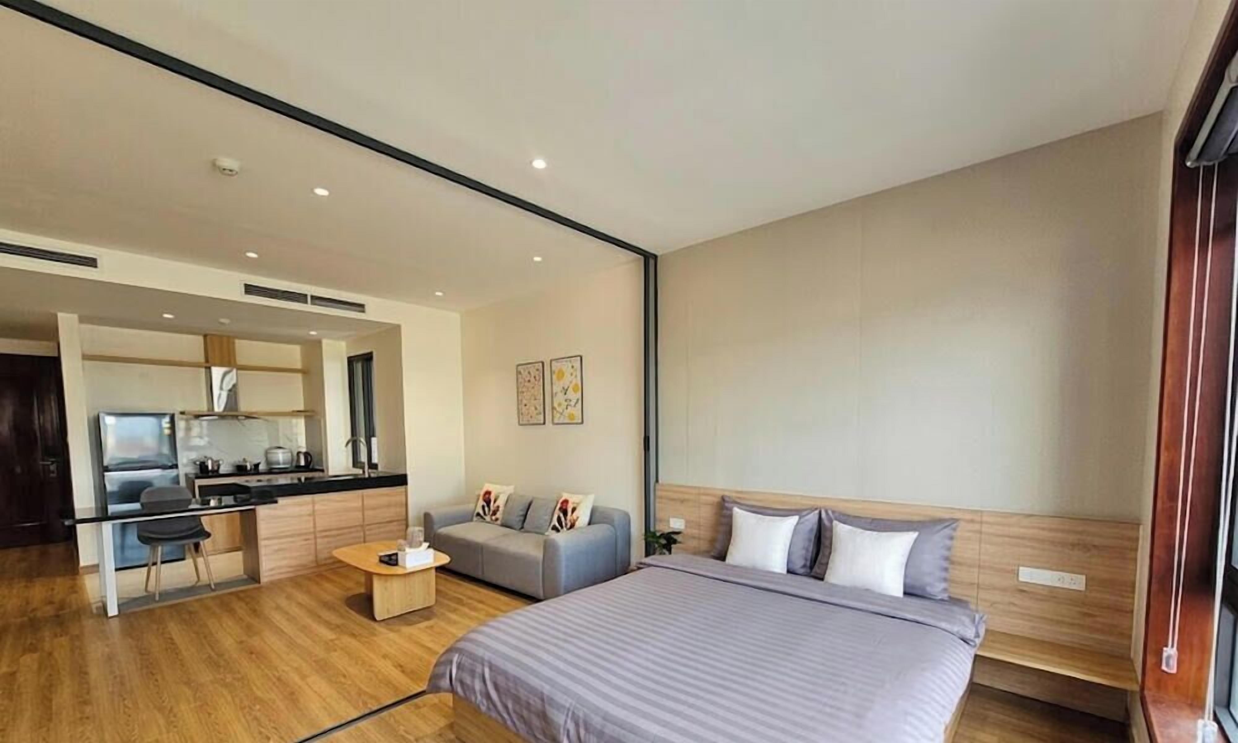 Estudio Deluxe, vista a la ciudad | Espacio para trabajar con laptop y wifi gratis 