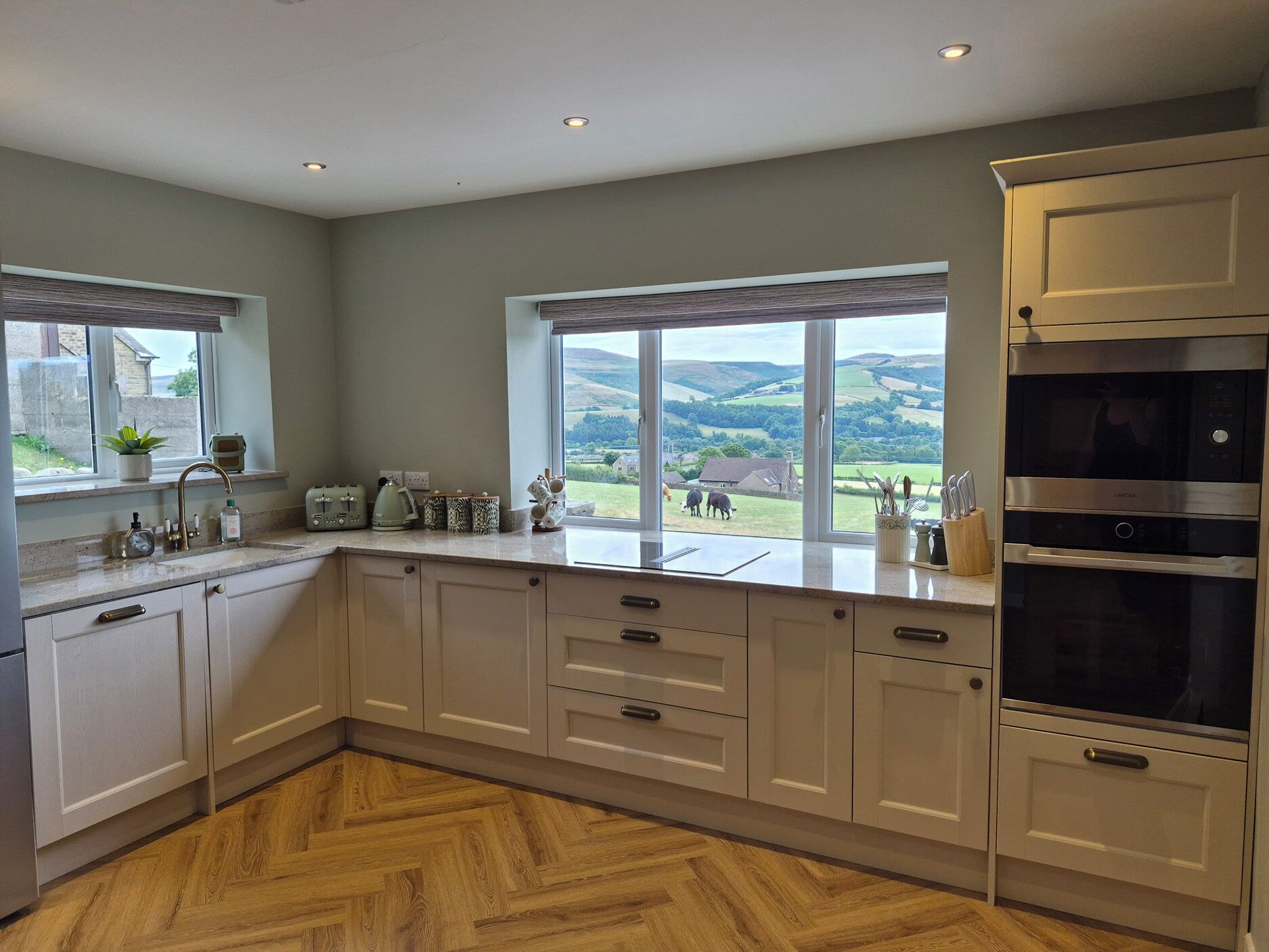 Cottage | Interior