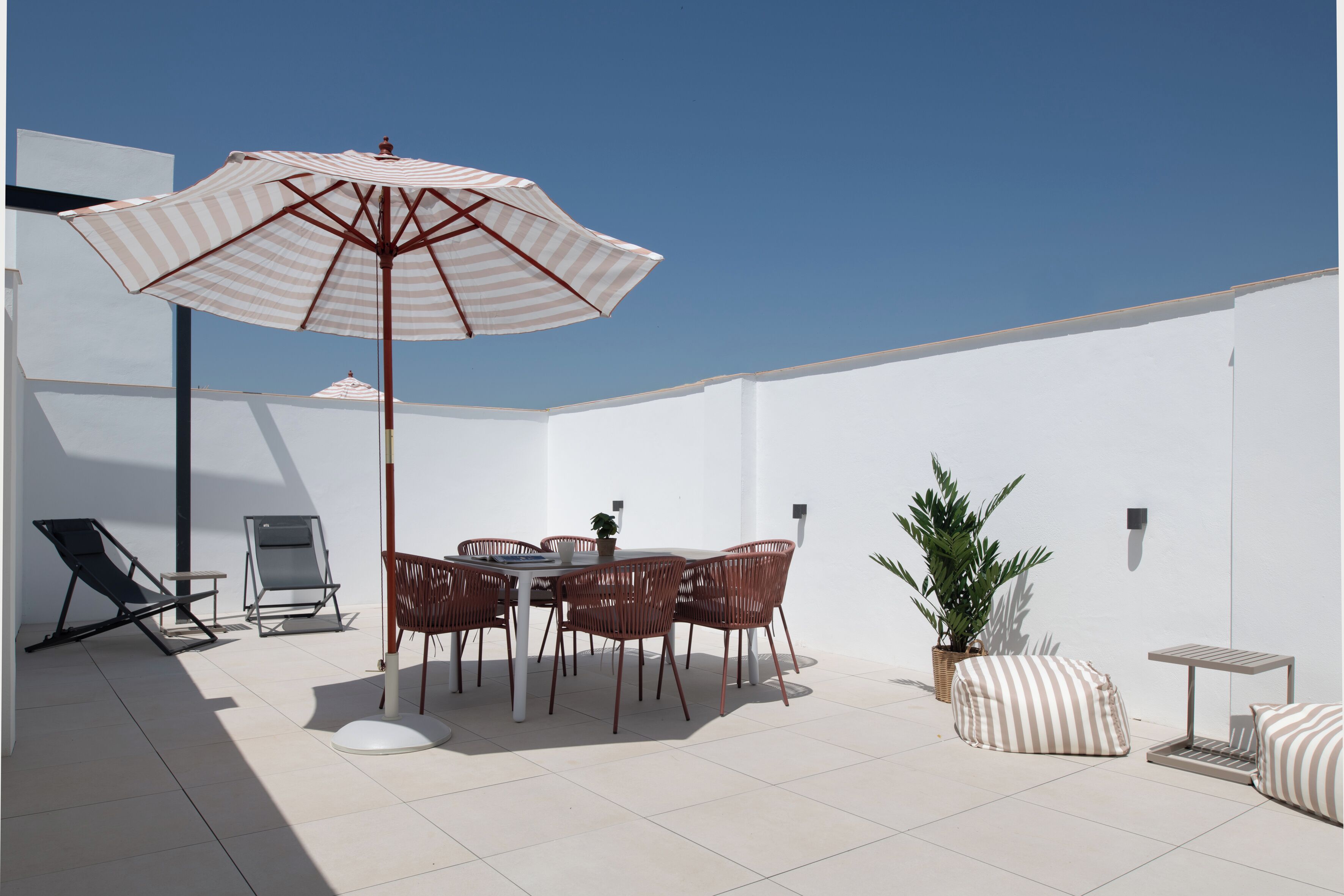 Lejlighed - 2 soveværelser - terrasse | Terrasse/gårdhave