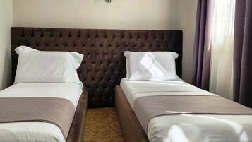 Doppel- oder Zweibettzimmer, 2Â Einzelbetten