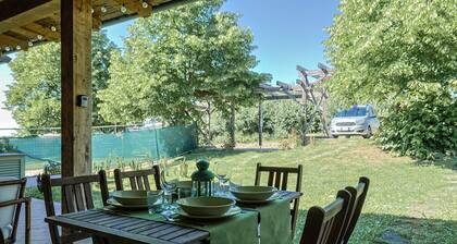Lagotto House - Garden and Parking in the Langhe