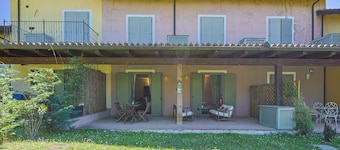 Lagotto House - Giardino e Parcheggio nelle Langhe