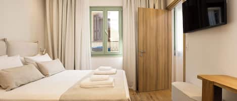 Comfort-Haus, Stadtblick | Zimmersafe, Verdunkelungsvorhänge, schallisolierte Zimmer