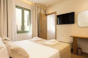Comfort House, City View | In-room safe, blackout curtains, soundproofing, iron/ironing board - CF Elegant Old Town Suite Fortezza View (Rethymno)
