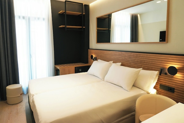 Daunenbettdecken, Minibar, Zimmersafe, Bügeleisen/Bügelbrett