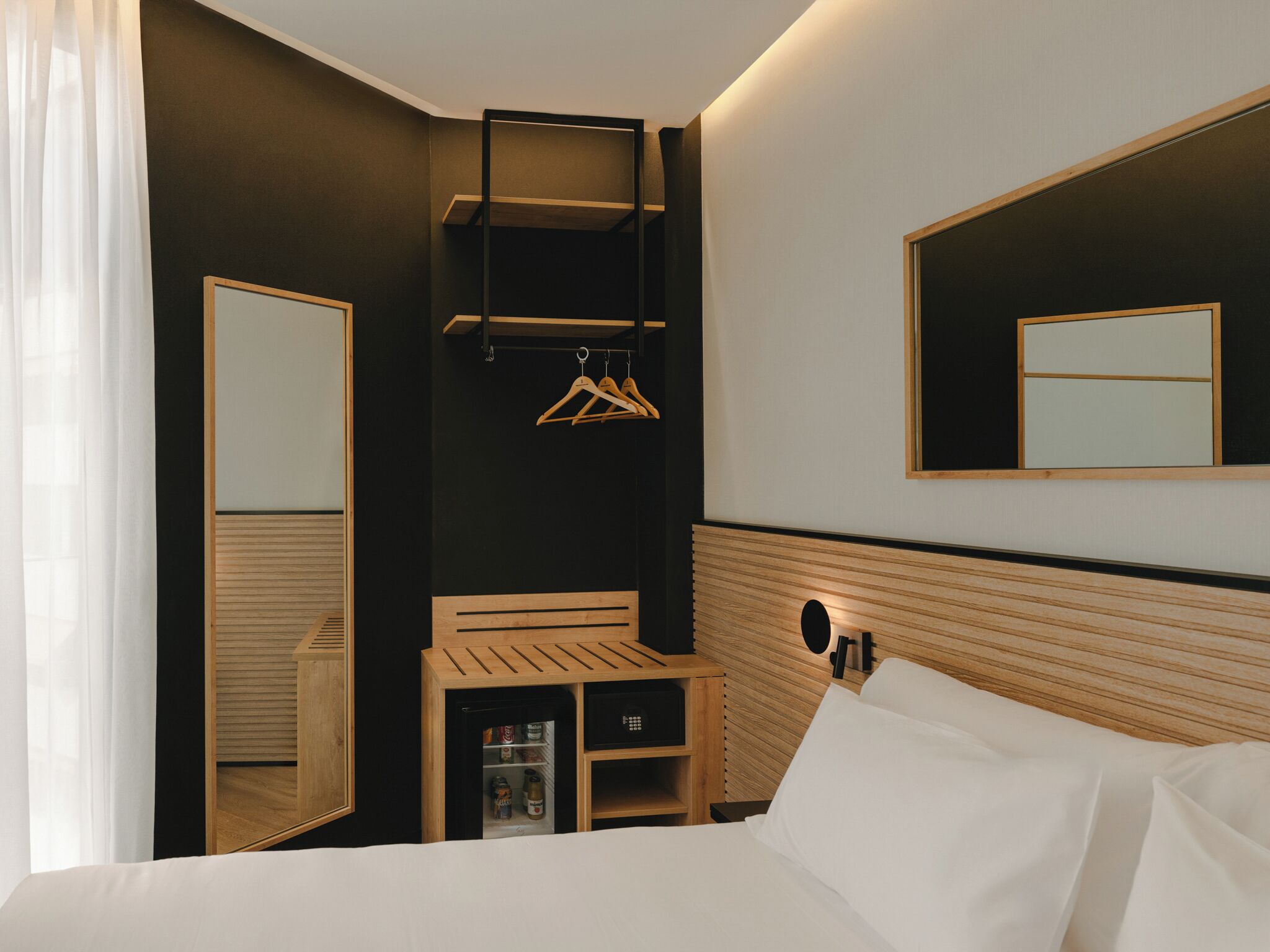 Doppelzimmer | Daunenbettdecken, Minibar, Zimmersafe, Bügeleisen/Bügelbrett