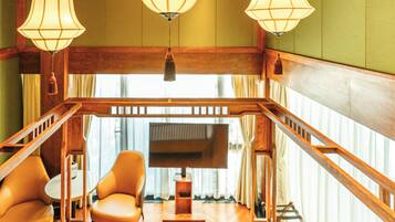 Exclusive Duplex, Garden View | Living area