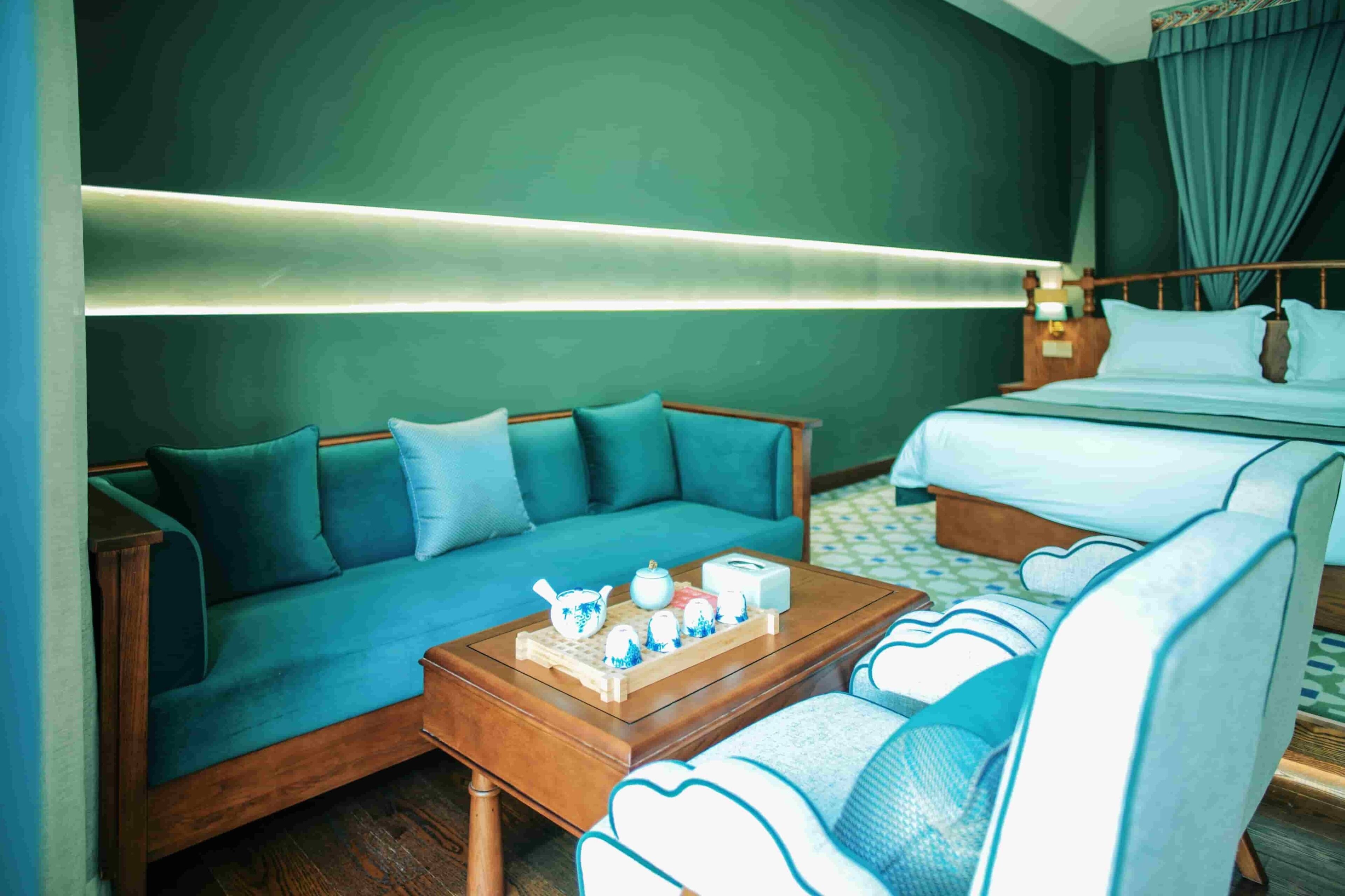 Deluxe Suite