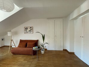 Books - Cozy Apartment Turin Center, Vanchiglia area (Torino)