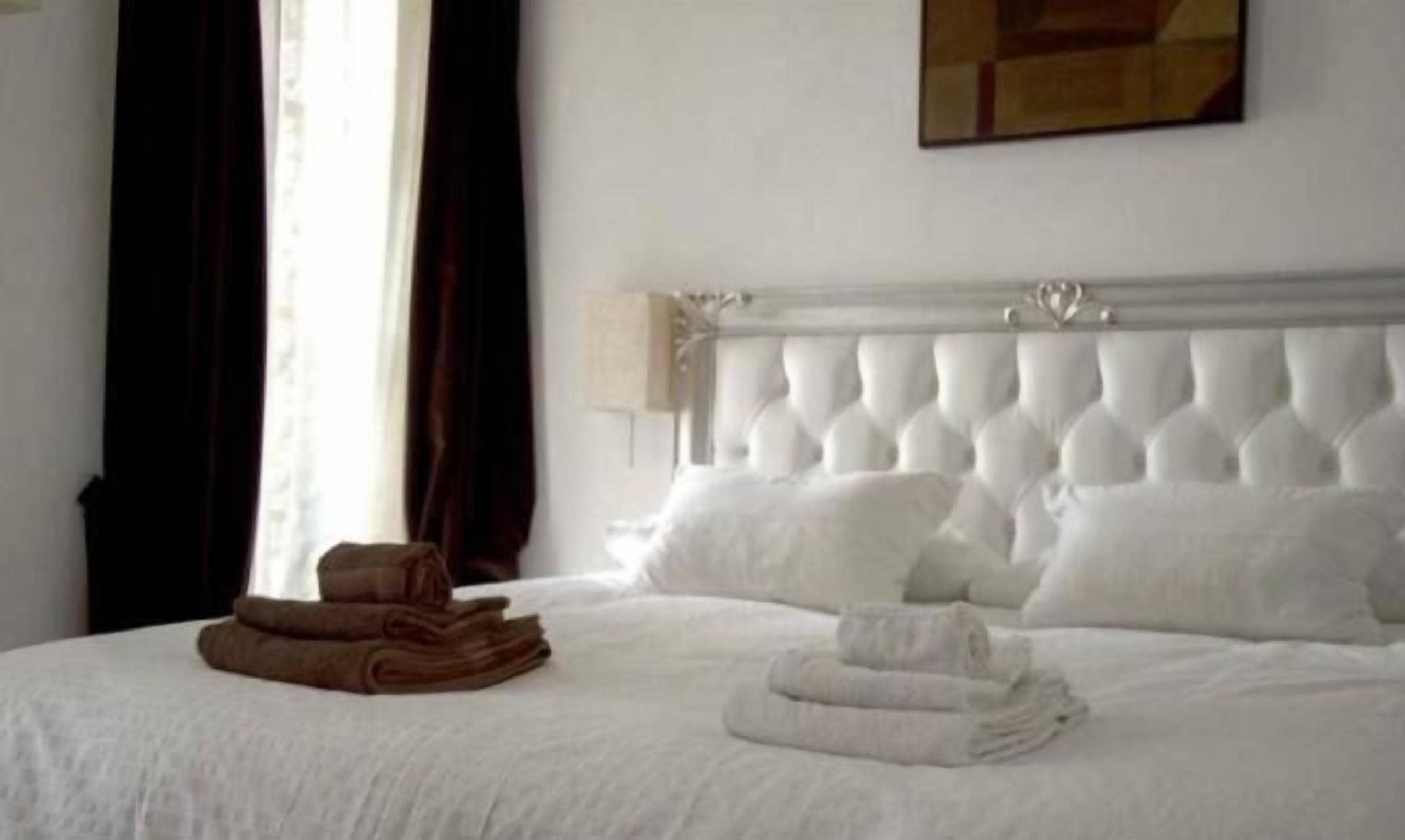 Small Double Room | Wi-fi (inkludert)