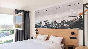 Desk, free WiFi, bed sheets