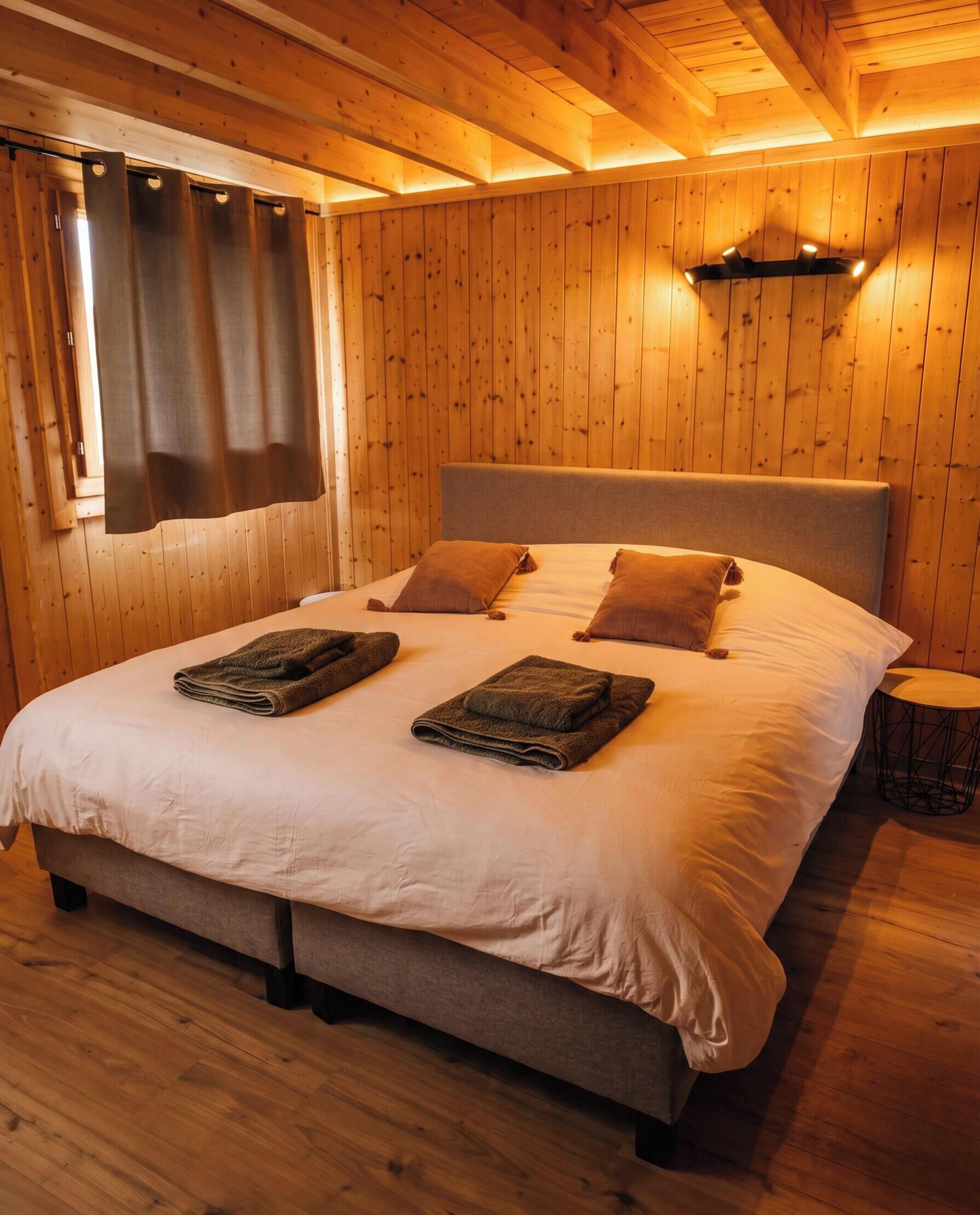 3 chambres, lit parapluie, Wi-Fi gratuit, draps fournis