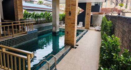 Azizi Boutique Hotel