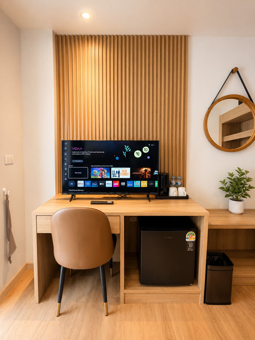Superior Double Room, Balcony | Television
