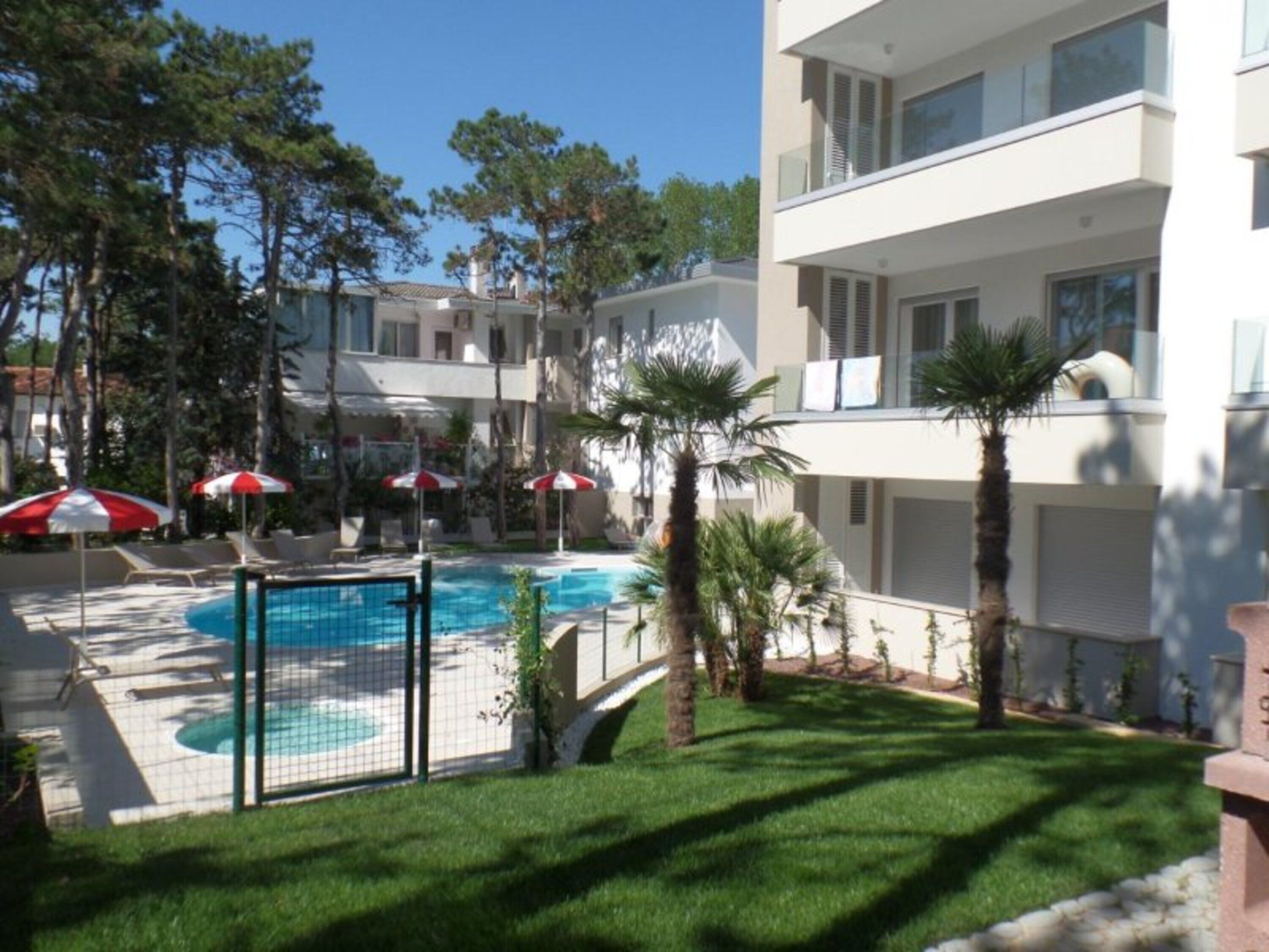 Udendørs pool