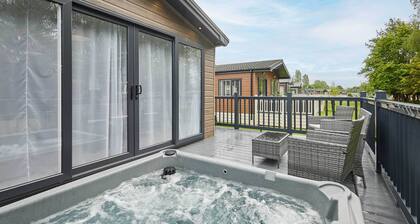 Host & Stay | OAK16 Rose Lodge