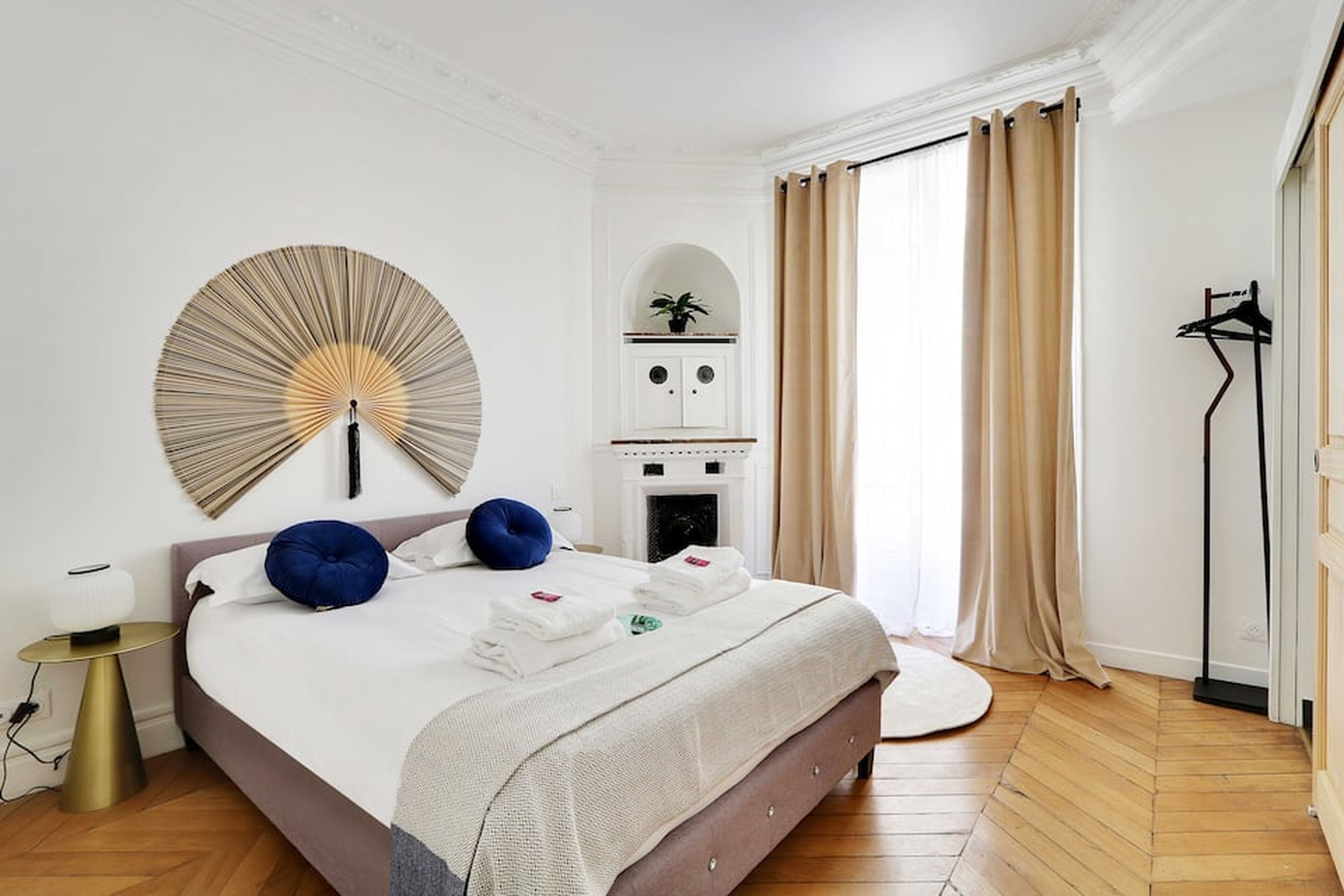4 chambres, fer et planche à repasser, lit parapluie, Wi-Fi gratuit