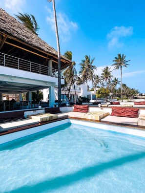 12 indoor pools, outdoor pool - Kilifi Pearl Beach Resort (Mtwapa)