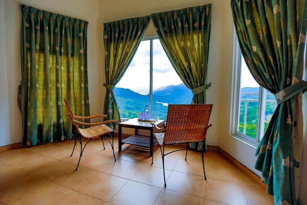 Standard Double Room, River View | Interior